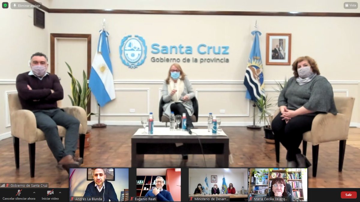 _CasaSantaCruz's tweet image. #Juventud 👉 “Es una oportunidad muy buena para estar aún más conectados”  destacó el director @andreslablunda  en la inauguración de la "Casa de Juventudes: Memoria Santacruceña" 

📌Nota completa en 🗞 ift.tt/3wcqWQU