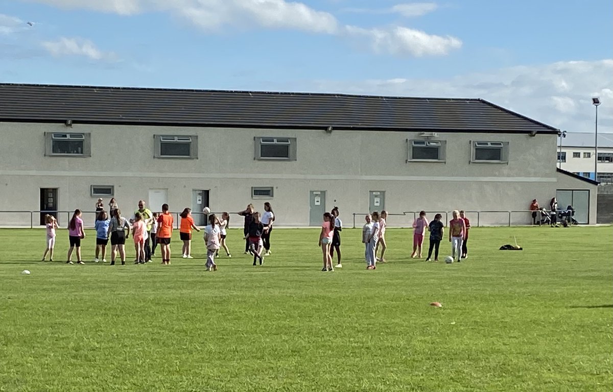 🌟Gaelic 4 Girls Update:🌟
 
Registration is now CLOSED for our Gaelic 4 Girls.

We have 150 girls who have signed up, and taken part in the last 2 weeks. Fantastic numbers,and brilliantly ran by our coaches and volunteers. 
#Gaelic4Girls <a href="/LouthLGFA/">Louth LGFA</a> <a href="/LadiesFootball/">Ladies Football</a> <a href="/StNicholasGFC/">St.Nicholas GFC</a>