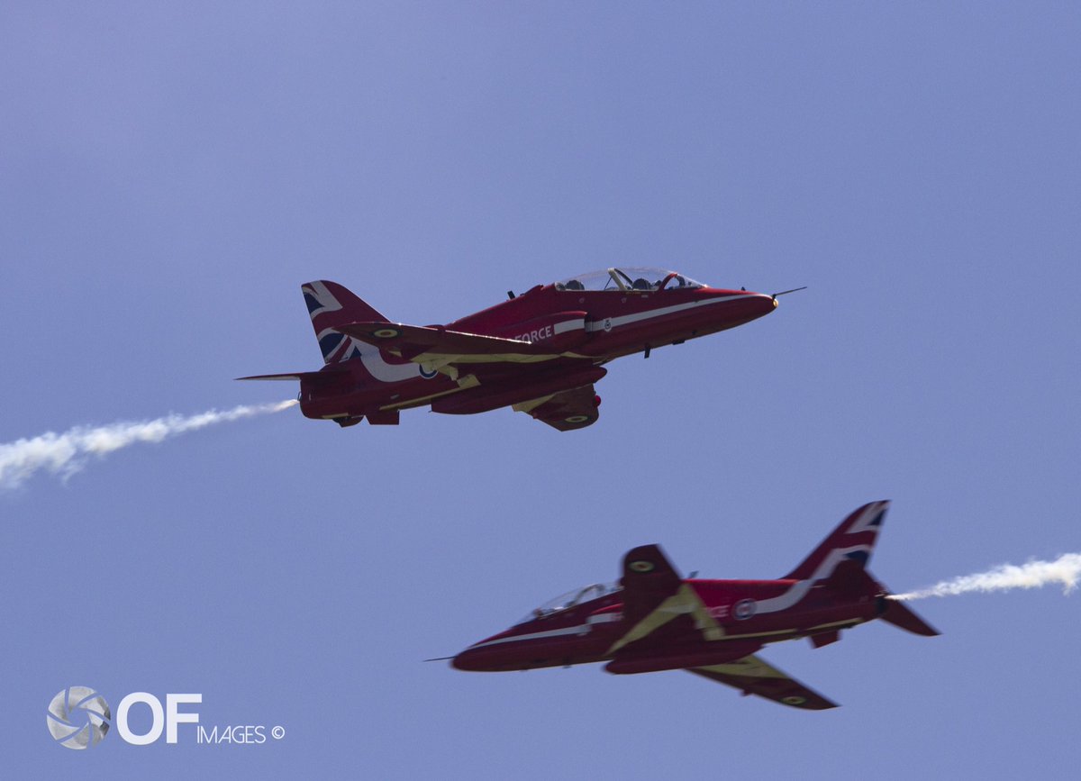 OFImages_'s tweet image. Red 6 &amp;amp; 7 Crossing After Performing The ‘Boomerang’ At Midlands Air Festival ✈️🔴⚪️🔵

@jonbond_red6 | @rafred7 | @midlandsairfest | @Sigmauk 

#redarrows #midlandsairfestival #smokeongo #Reds #Canonphotography #Photographer #Bestofbritish #Ragleyhall #Canon