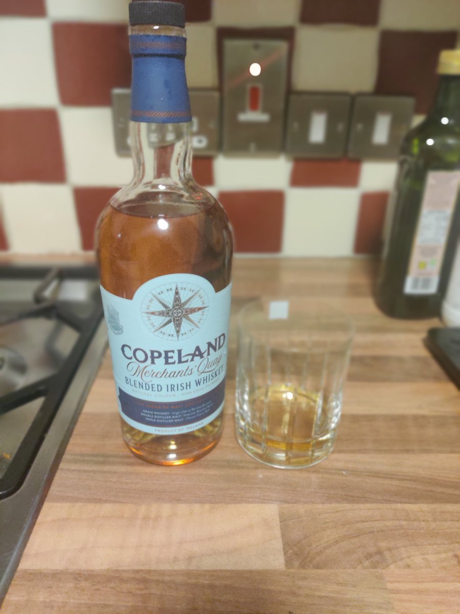 Cbarron15's tweet photo. A nice little night cap from the good folks in @CopelandDistill I'm a big fan of #MerchantsQuay https://t.co/Te5DauwuPD