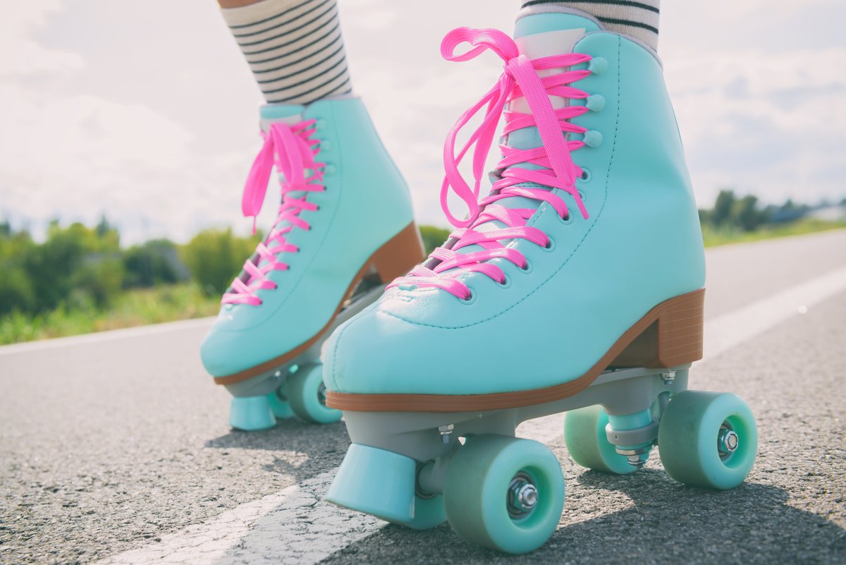 SummerSkate is BACK - enjoy skating outdoors to music, entertainment, themed nights, fun lights and more.  shopsatnorthfield.com/event/SummerSk…
