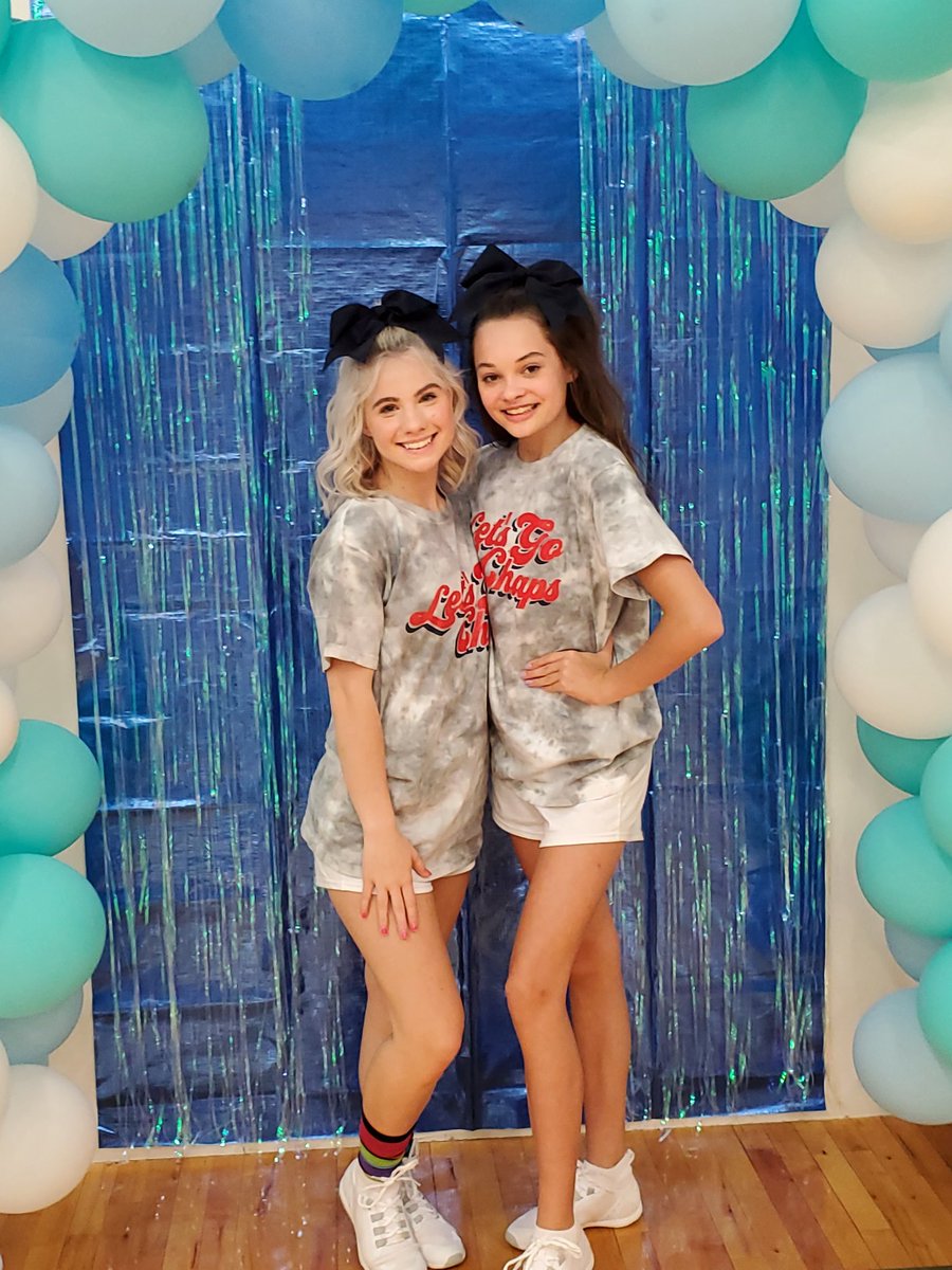 AHS_Cheer1's tweet photo. Introducing your 2021-2022 AHS Cheer Captains:
Varsity - Kaylin Ashlock (left)
JV - McKenna Thompson (right)
#BetterTogether https://t.co/wJfuSkF4xO