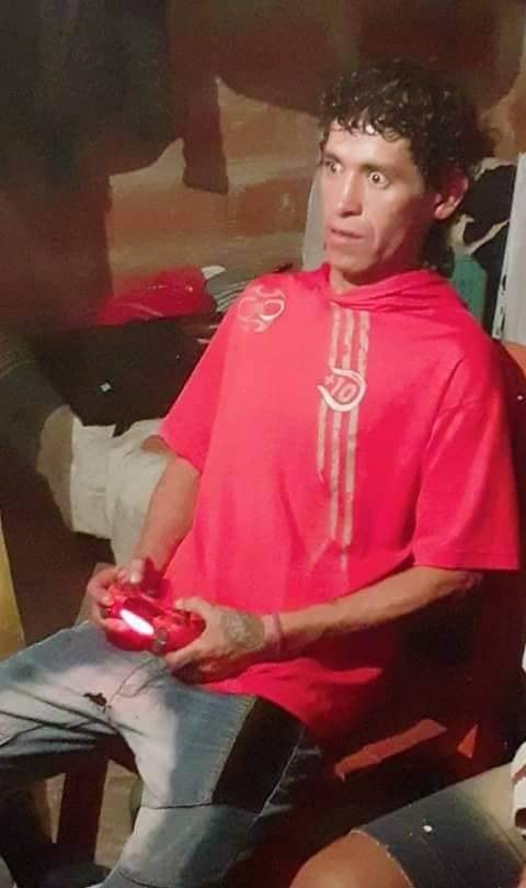 Lo Sinson tweet media