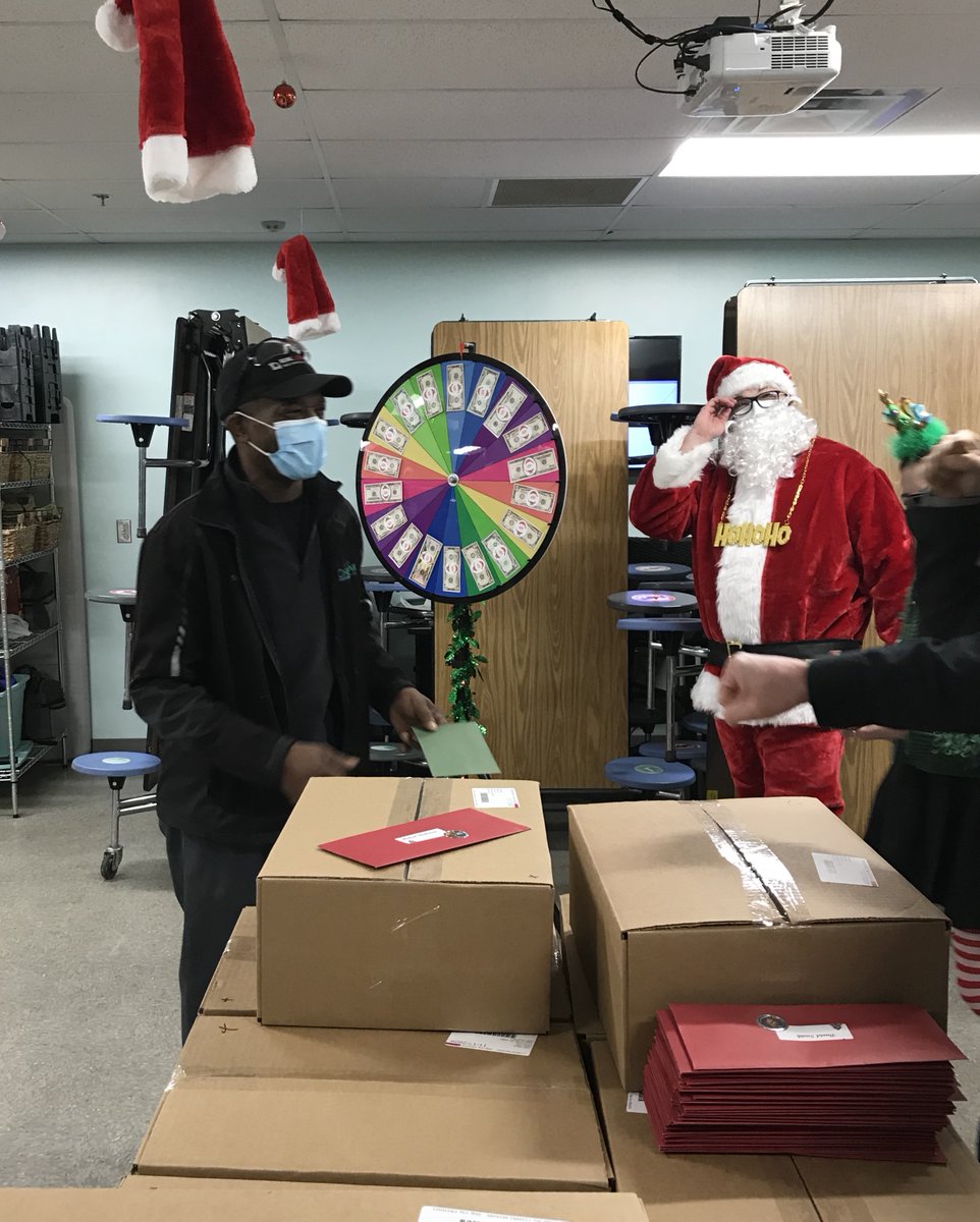 Chem_Link's tweet photo. The third day of National Roofing Week gives us the spotlight to celebrate our wonderful employees! Chem Link hosted a socially distanced Christmas party to thank all of our employees for their hard work and dedication throughout the year. #NationalRoofingWeek #CHEMLINK https://t.co/SgDb2HjNWN