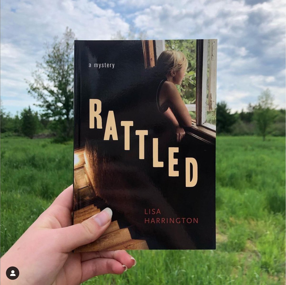 Go check out my new book review for Rattled by Lisa Harrington!! (Spoiler: 5/5 stars!)
instagram.com/p/CP5mAs4ne4h/