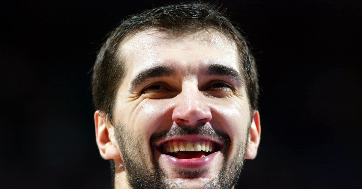 Happy Birthday Peja Stojakovic!  