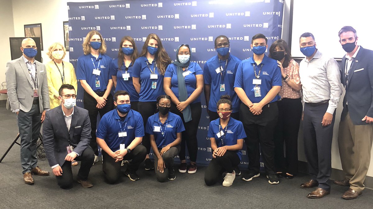 Our DEN USA Summer Associates are ready for a busy summer at our growing hub. Great to hear our President (and fellow Wolverine) Brett Hart and DEN Airport CEO Kim Day welcome these inspirational students. <a href="/MattatUnited/">Matt Miller</a> @jonathangooda <a href="/HermesPinedaUA/">Hermes Pineda</a> <a href="/Aaron_McMillan/">Aaron McMillan</a> <a href="/MikeHannaUAL/">Mike Hanna</a>