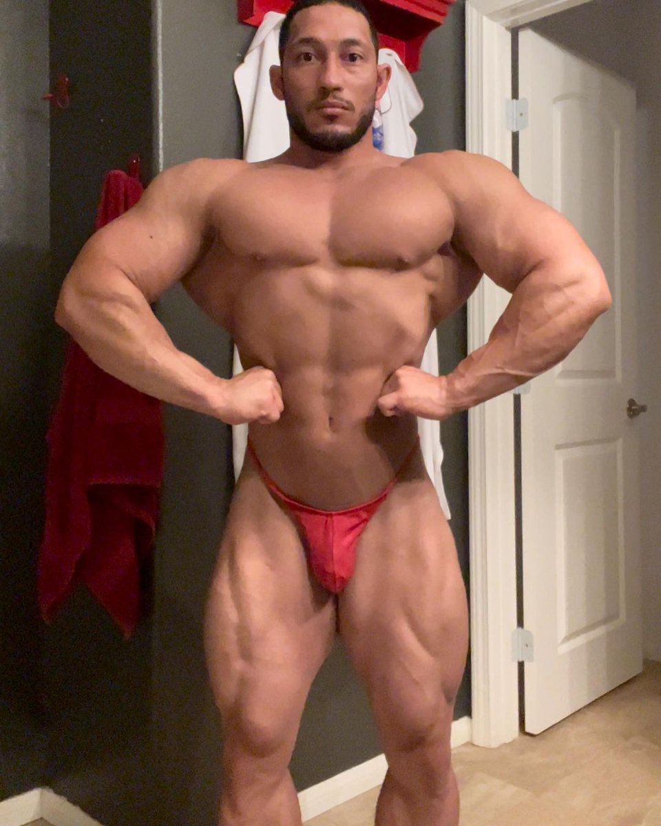 musclepotential's tweet photo. Repost from @uno_mas_lift:
Let’s work! 7 weeks out
Coach: @stanthemanmcquay
• • •
Get your own TODAY!! #musclepotential #bodybuildingtrunks #posingtrunk #classicphysiquetrunks #contestprep #posingtrunks #posingsuit #custommadeposingsuits #mensposingsuits #posingsuits https://t.co/xMB3QF10up