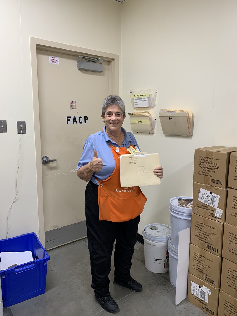 wen_patton2016's tweet photo. What???? Another perfect kitchen!! Awesome job Rock Star! 10.5K I’ll take it 😎@steven_magloire @Chris_J_Mangino @ReneeDauphinee @0221_Tony @KarissaKelly18 @SheedoRichards https://t.co/Ix17CdjPIm