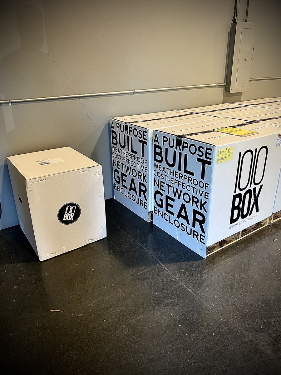 ioioboxco's tweet image. Has the additional cost of freight charges got you down?.?.? Well have no fear, parcel shipping for (most) IOIOBoxes is here!!!! Now we can get to you cheaper, faster and ready to deploy! We’re excited...how about you? #ioioitsofftoworkwego #lilcousin #ioiobox