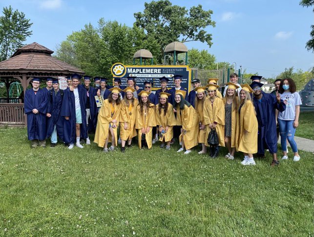 kdelaplante's tweet photo. As a former 5th Grade teacher, I loved this tradition each year...this year hit different. I couldn’t be more proud to be a Panther today as I walked the halls with them! Thank you @maplemere @WillowRidge480 @HeritageStrong @GlendaleSH #onesweethome https://t.co/wzASRHGogG