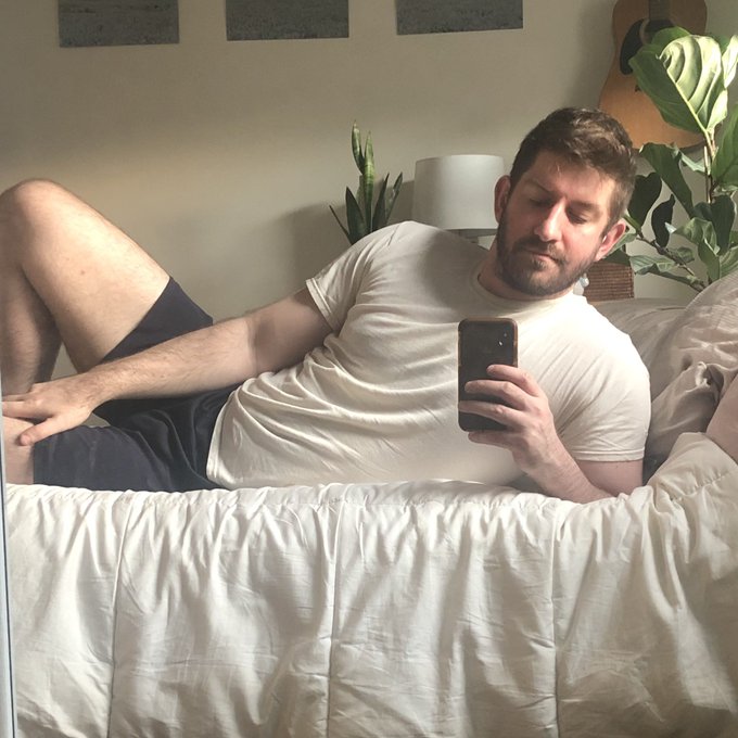 Bottoms wya? https://t.co/lNOaGoSSlj