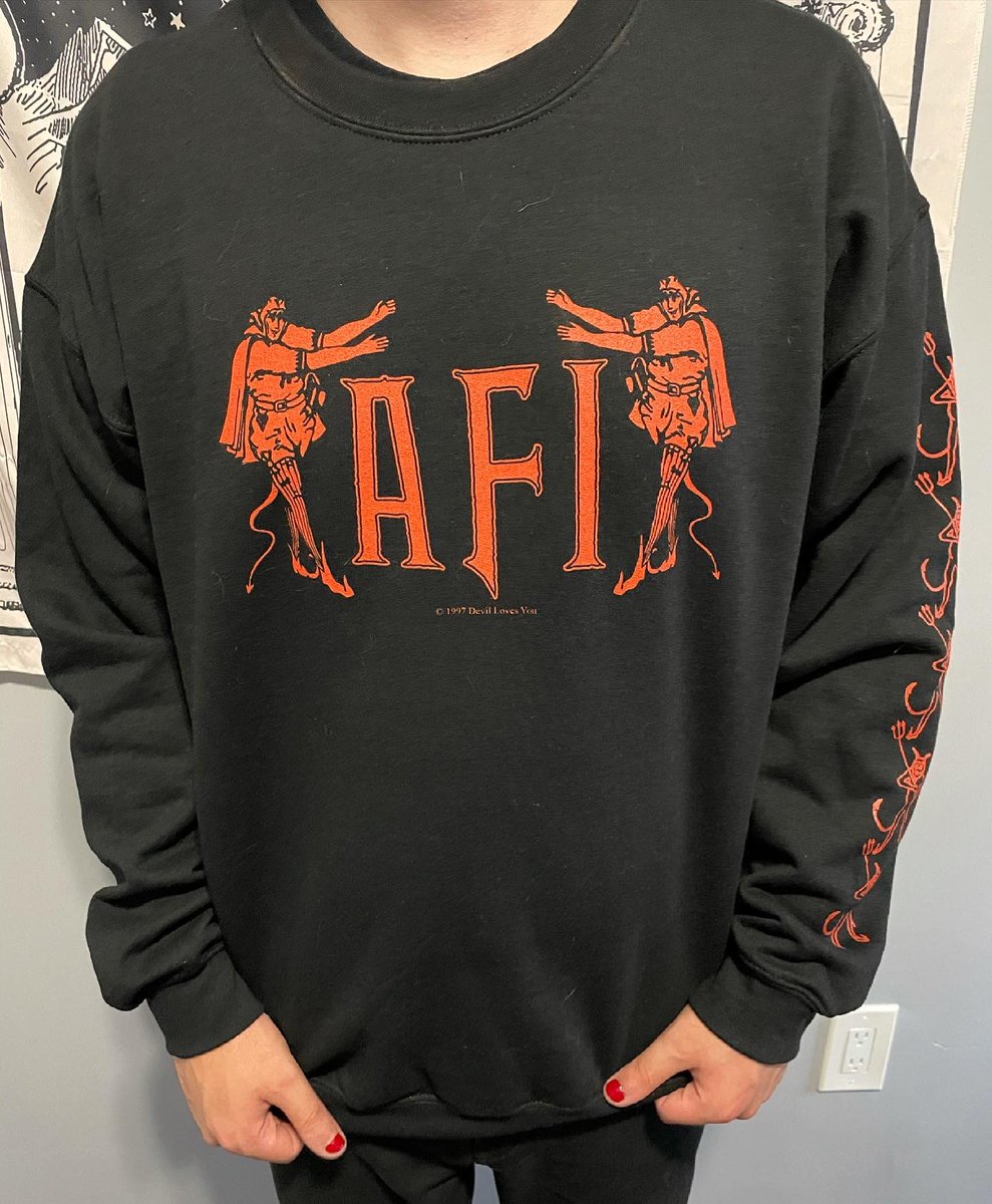 xoverexposure's tweet photo. Not gonna top this one for a while. Shut your mouth 2.0 on crew necks!

https://t.co/ZVxlOxlM2K https://t.co/d2QqGZyJbL