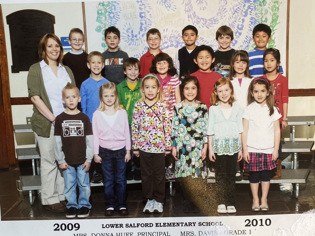 VFKindergarten's tweet photo. Congratulations to Class of 2021. Special shout out to these Lower Salford firsties back in 09/10! I wish you all the best! https://t.co/3SId04Qc8T