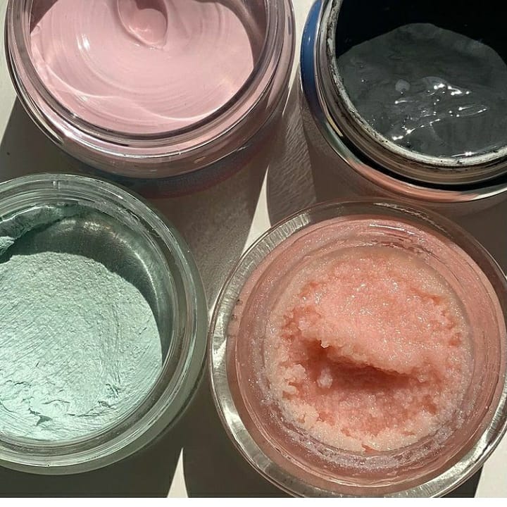 _SkinnCareLine's tweet photo. ` Creams &amp; Scrubs!!!

Self massage of the skin is very useful after applying the cream &amp; scrub ,  cosmetics for body care hydration and nutrition of the body .

- Moisturizing Cream 
- Body Scrubs
- Anti-Eye Cream 

#SkinCare #SkinCareTips #SkinCareCreams #SkinCareBodyScrubs https://t.co/hECzTxAEUq