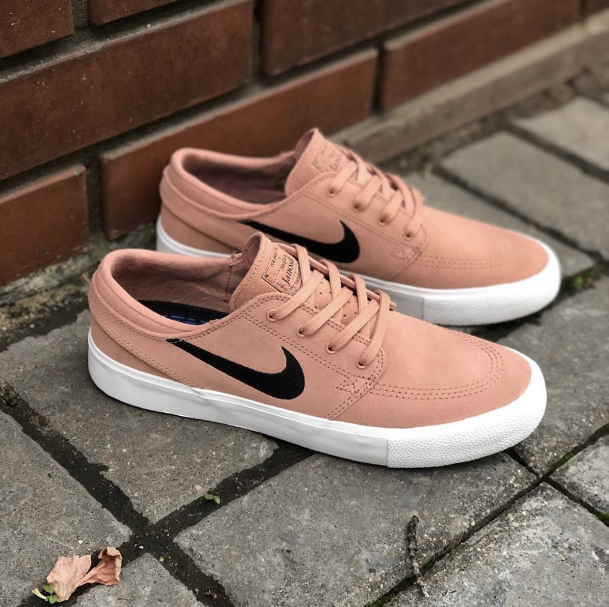 es suficiente Problema articulo Bestoffshoes on Twitter: "Nike SB « Zoom Stefan Janoski RM »  https://t.co/xJOp2G4huP" / Twitter