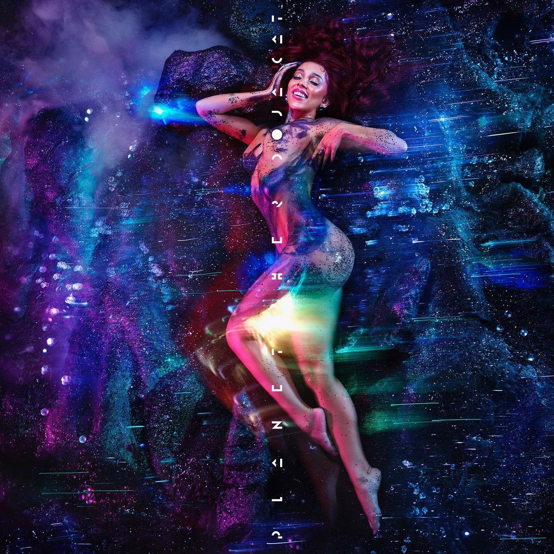 MTV's tweet photo. THIS IS NOT A DRILL: @DojaCat's new album 'PLANET HER' is coming this month!! 🪐

📸: David LaChapelle https://t.co/T42uRiTxtD