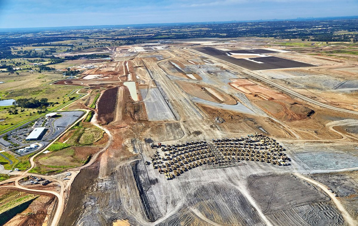 It takes the muscle of over 250 machines to prepare the site for Sydney’s new airport. International and domestic passenger and airport cargo flights taking off in late 2026. ✈️