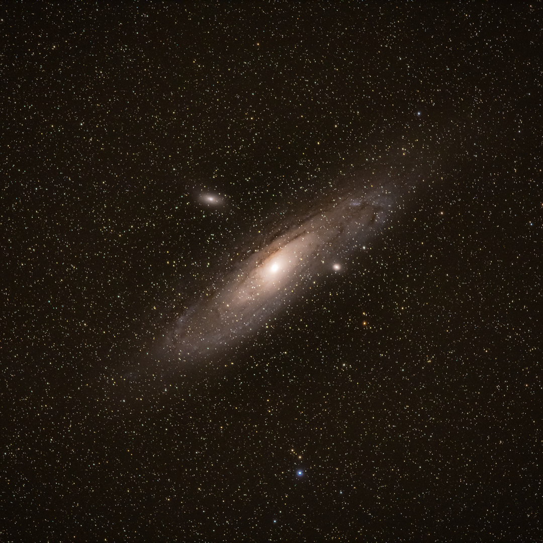 Fotograful Fergus Kennedy ne povestește, dar și inspiră, în ceea ce privește fotografierea Căii Lactee 🌌 🔭. 
Un material numai bun de parcurs pentru a surprinde, apoi, cadrul perfect: 

canon.sm/3cyCxSO