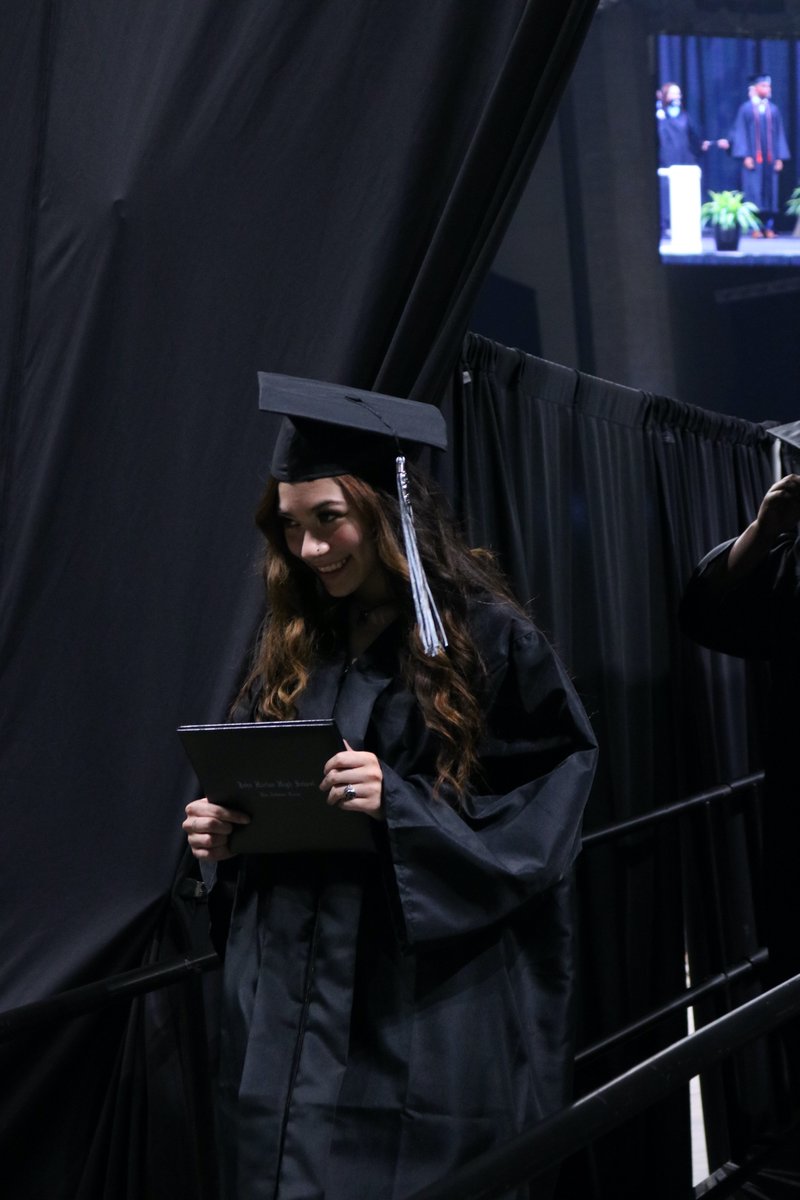 harlanhawkmedia's tweet photo. CONGRATULATIONS CLASS OF 2021!  The first four-year graduating class of John M. Harlan High School walked the stage at the Alamodome tonight.  These founding Hawks will forever be the bedrock of Hawk Nation.

@Harlan2021 @NISDHarlan @HarlanPtsa https://t.co/PaMcwuaMFe