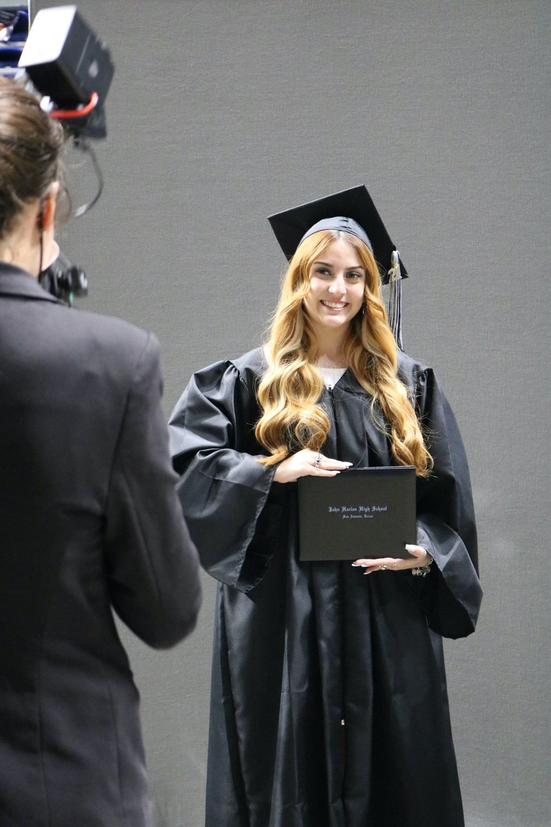 harlanhawkmedia's tweet photo. CONGRATULATIONS CLASS OF 2021!  The first four-year graduating class of John M. Harlan High School walked the stage at the Alamodome tonight.  These founding Hawks will forever be the bedrock of Hawk Nation.

@Harlan2021 @NISDHarlan @HarlanPtsa https://t.co/BerRjWAC0R