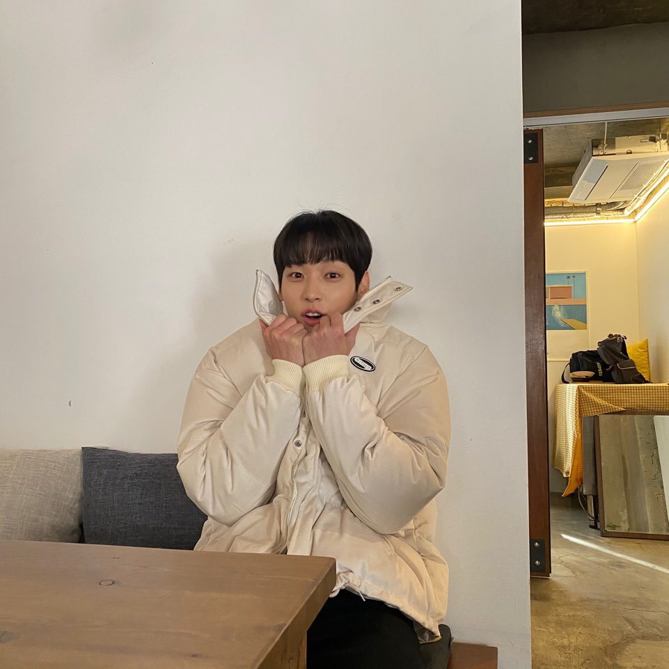 thinking about inseong tweet media