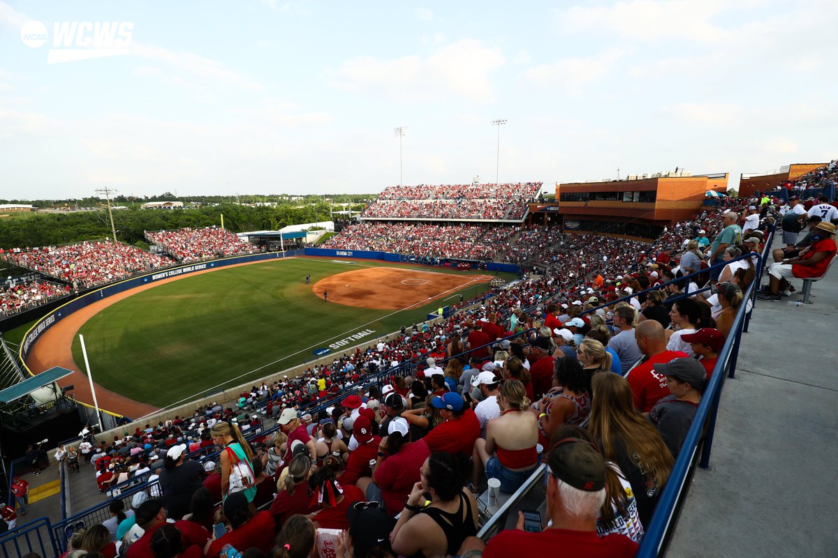 NCAASoftball's tweet photo. For the first time since expanding to include the Championship Series in 2005, 𝐀𝐋𝐋 𝟏𝟕 𝐆𝐀𝐌𝐄𝐒 will be played to crown a National Champion.

#WCWS https://t.co/jxtzwz8Ivp