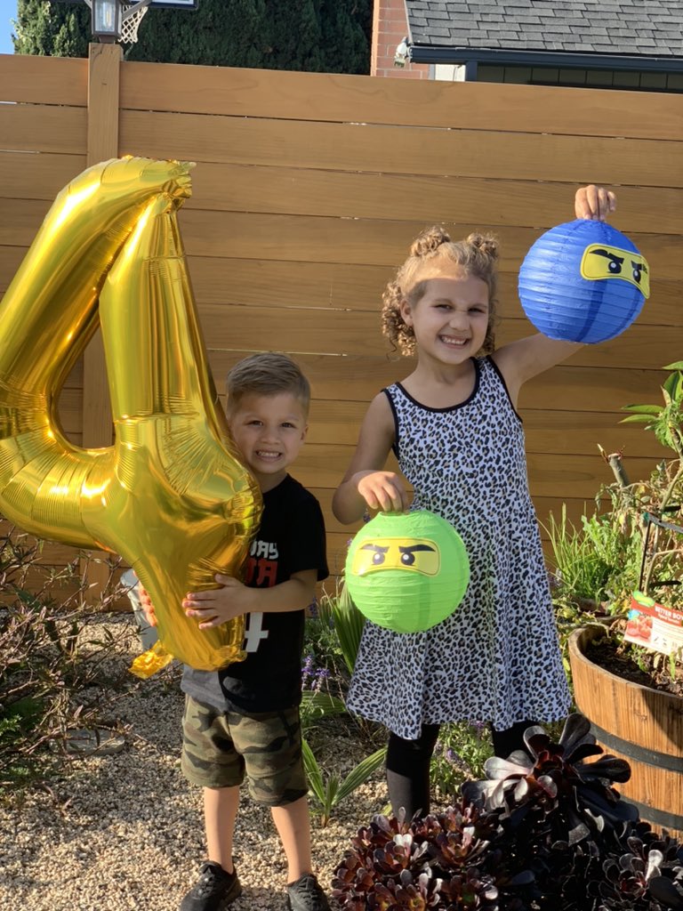 Shi_RayRay's tweet photo. #XanderKane and #RayenMarie #BirthdayNinja https://t.co/6wrQRAjpoX