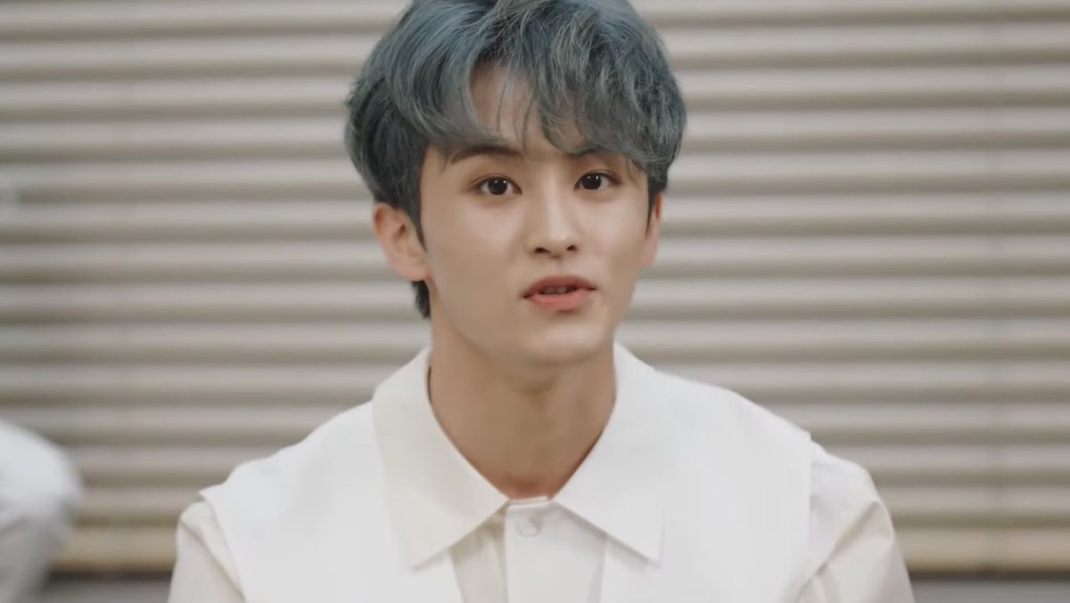 ً (@looksmkl) on Twitter photo 