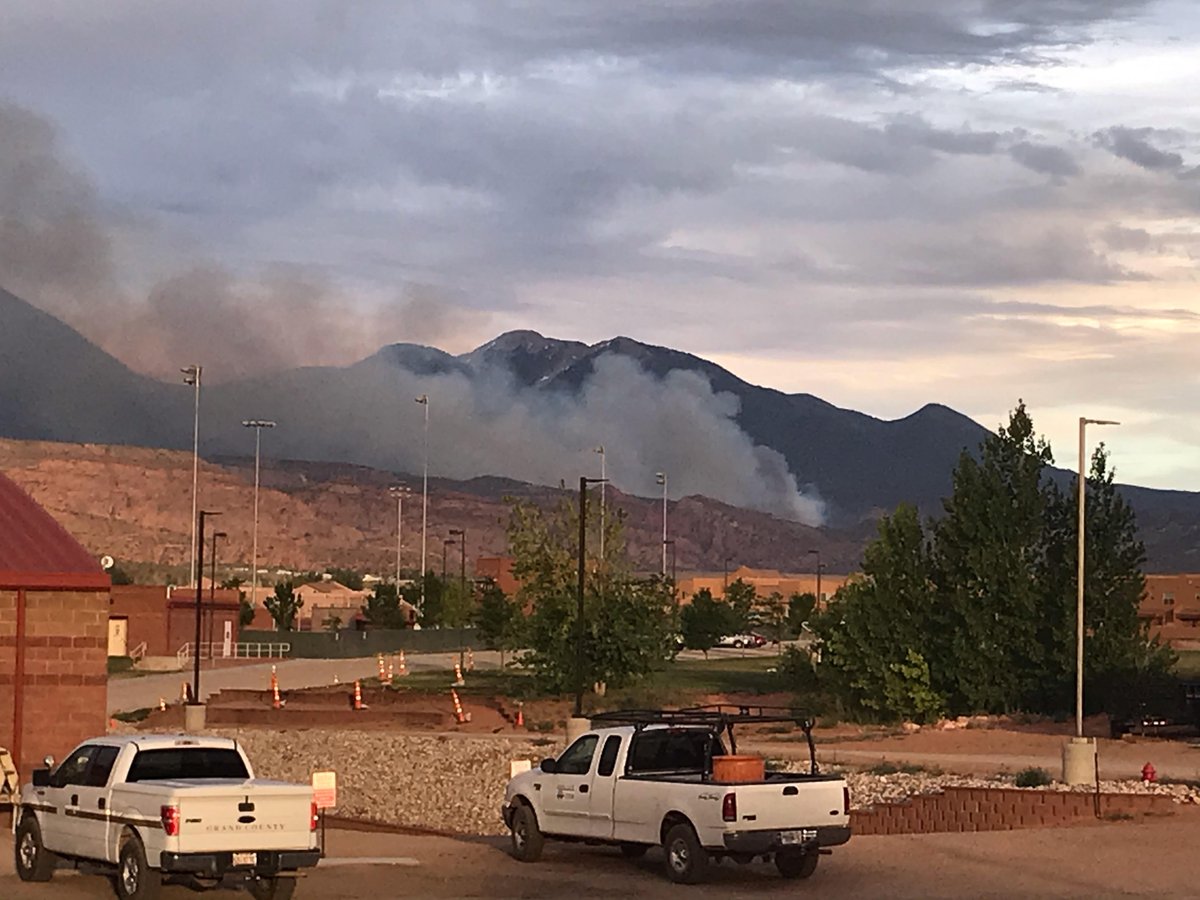 Utah Fire Info tweet media