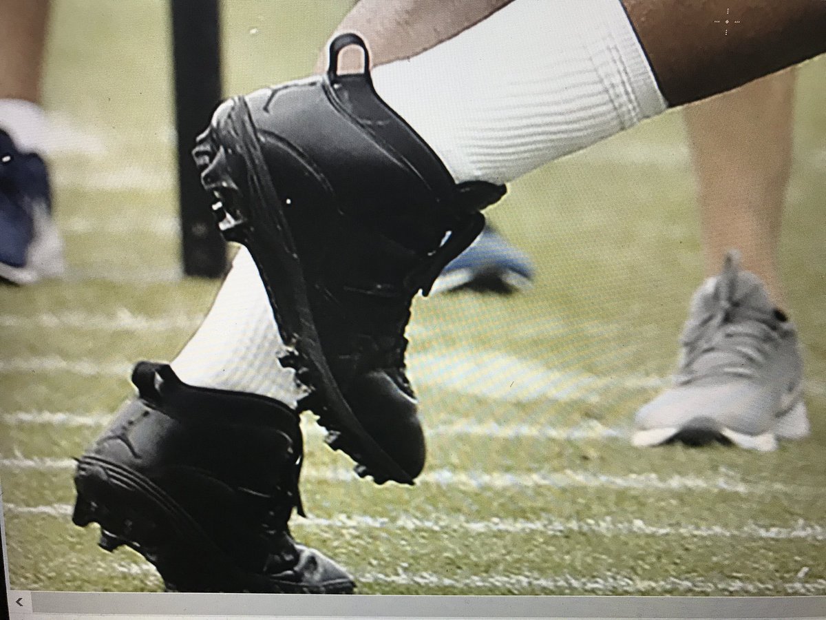 dak prescott jordan cleats