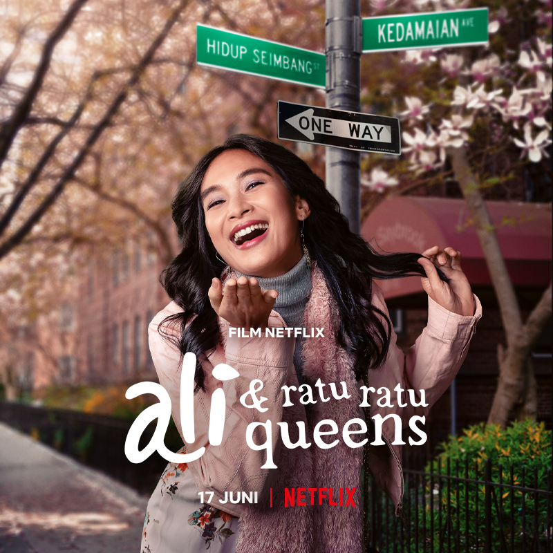 NetflixID's tweet photo. Ada banyak jalan menemukan keluarga; jalan darat, jalan udara, jalan kaki, jalan-jalan (bercanda). Jalan apa yang ditempuh Ali untuk menemukan keluarganya? Tonton #ARRQ👑 di Netflix, 17 Juni 2021