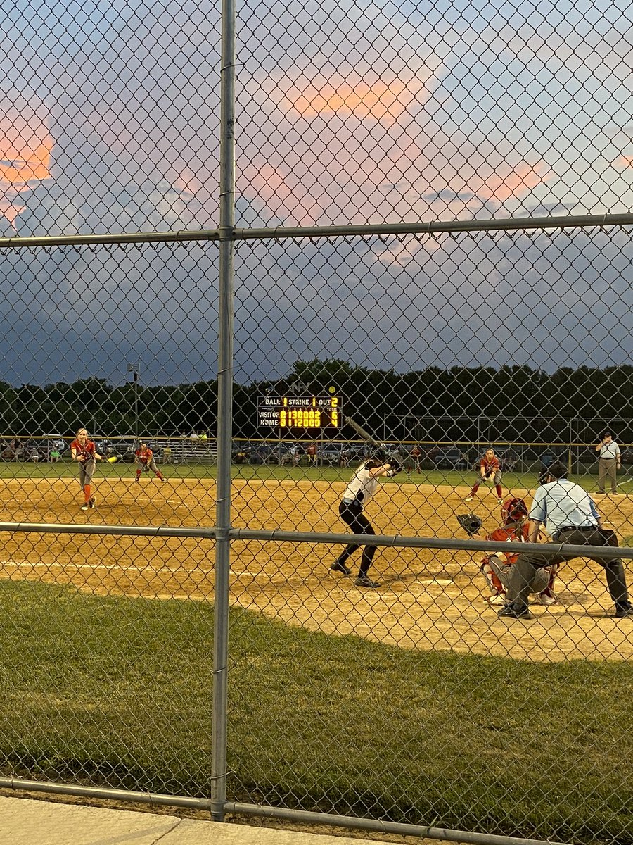 NfvHigh's tweet photo. It was a beautiful night for softball! https://t.co/NOo81qr4pB