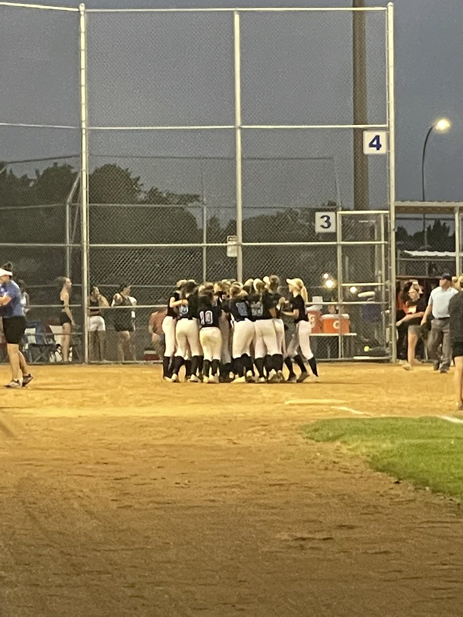 Royals win in bottom of 8th and advance to section finals from the consolation round.  Nicole Stiechels had a hit to bring in 2 runs and pitched a great game!!  Great job Royals!!