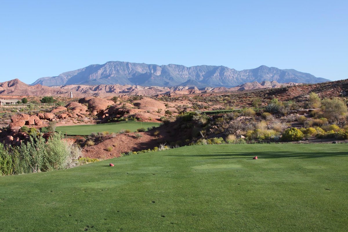 The par 3 6th at <a href="/coralcanyongolf/">Coral Canyon GC</a> is not as easy as it looks. 
Have you parred it?