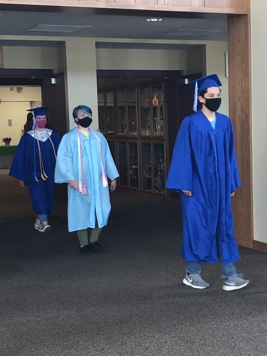 stmattsoc's tweet photo. Congratulations St. Matthew Alumni (2017)! Forever Bulldog Proud! 💙🎓💛 #SeeWhatMakesUsFamily #BulldogProud #StMatthewSchool #OutstandingCatholicEducation https://t.co/AEiNsktbHx