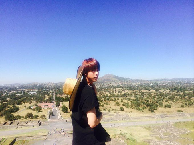 ramencli's tweet image. Sera mi fijado hasta que:
 @BTS_twt venga a México🇲🇽, ARMY necesita que los chicos pisen tierra mexicana nuevamente, necesitan un concierto en un enorme estadio siendo el coro de sus grandiosas voces.💜🥺