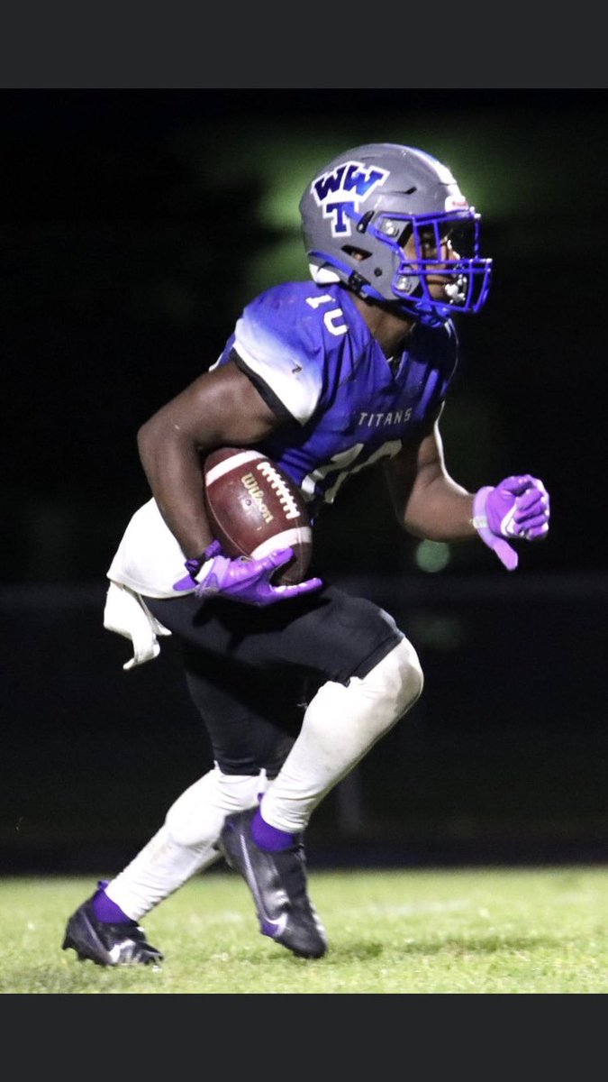 TheD_Zone's tweet photo. Warren Woods-Tower 2022 CB/S/WR/RB/KR/PR/QB Omari Embree was offered by Army, his 3rd offer

https://t.co/UdYVQf7C0v https://t.co/q0agpifU9t