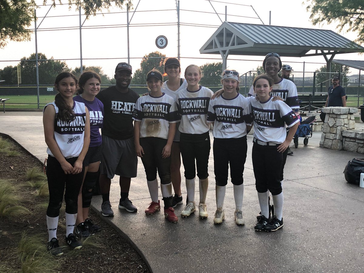 Got the chance watch some future Hawks play today in the middle school matchup representing Rockwall ISD.

Went 3-0 with wins over Frisco East 11-2, Frisco West 10-4 and Lovejoy 5-1!