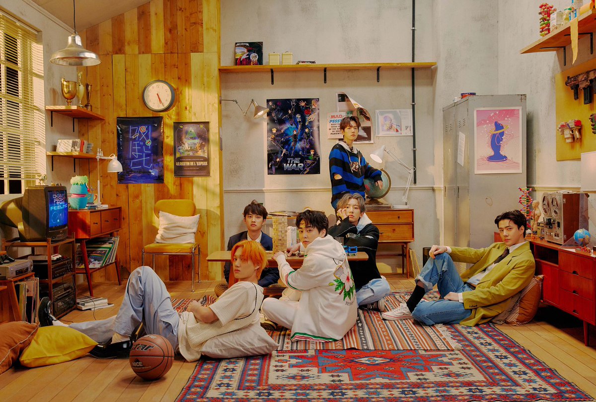 ‘보여줄게 EXO - 엑소 오락관 시즌 2’ 오늘 오후 8시 마지막회 공개! The last episode of ‘EXO Arcade’ season 2 to be released today at 8PM KST! #엑소 #EXO #weareoneEXO #DONT_FIGHT_THE_FEELING