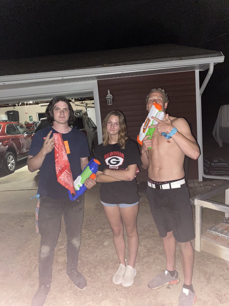 Michael60623140's tweet photo. Seal team 6 going dark @OvilleWaterWars https://t.co/2H2h5qqzaT