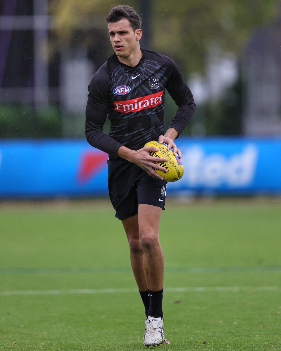 CollingwoodFC's tweet photo. First session: ☑️ https://t.co/f4s3AzAn4E