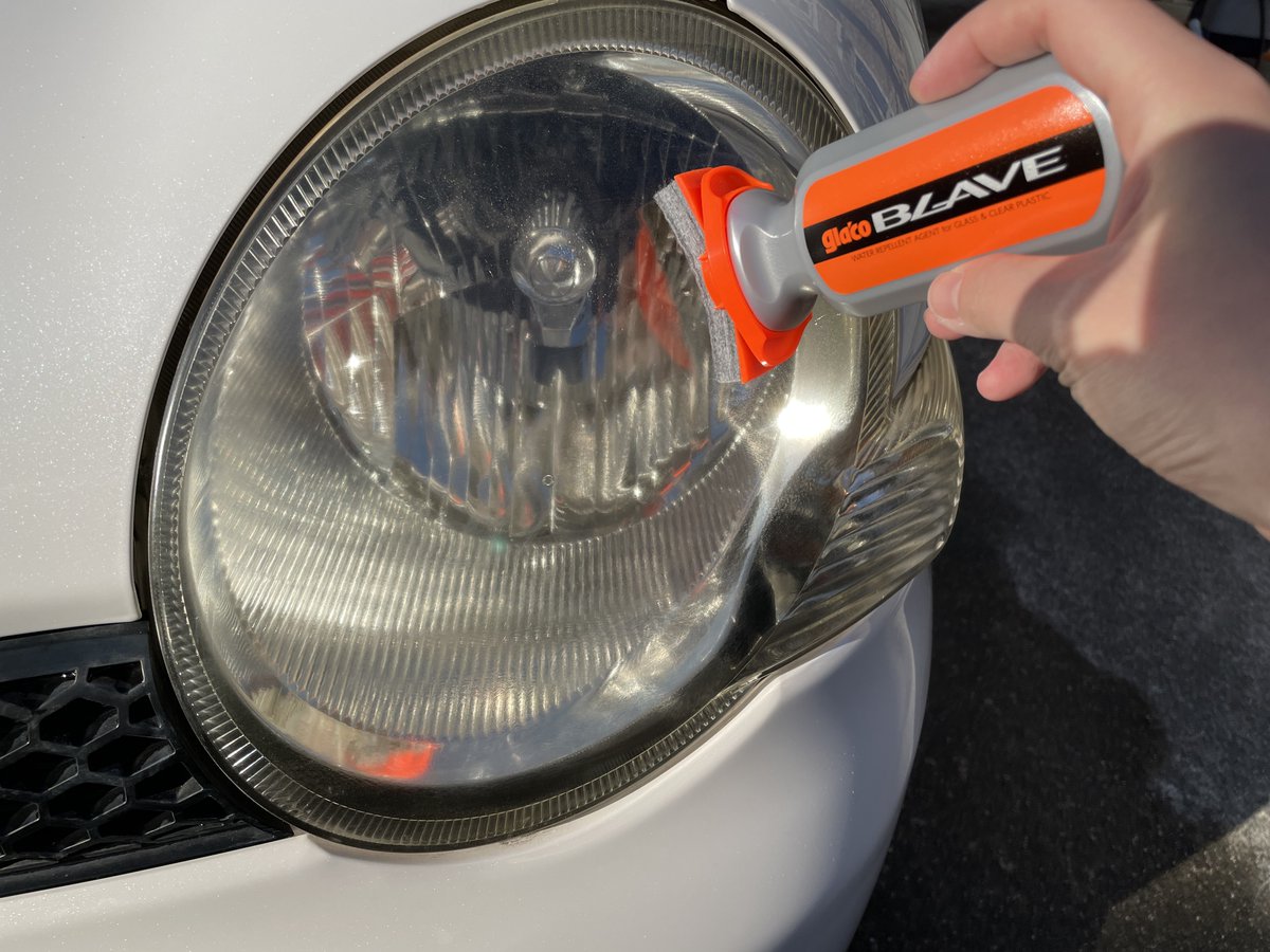 ソフト９９コーポレーション 公式 え 透明樹脂パーツにも使えるガラコ ガラコblave は ガラスはもちろん ヘッドライトカバーやバイクのヘルメットシールド ゴーグル等にも使用可能なので いろんなところにぬりぬりできます 2号 T