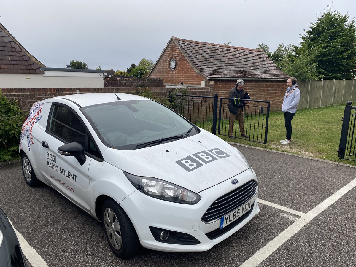 Good morning! 

Our very own @HampshireCYC is live on <a href="/BBCRadioSolent/">BBC Radio Solent</a> NOW! 

Tune in, join the conversation. #GoodForYou