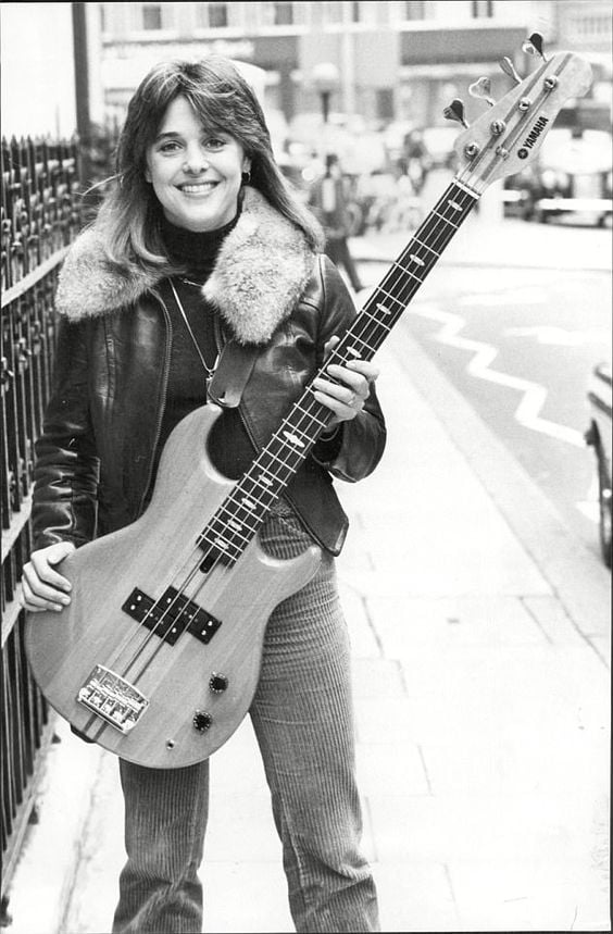 Happy birthday Suzi Quatro, she s 13 years old today. 