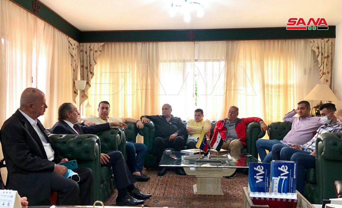 Agencia_Sana's tweet photo. FEARAB envió dos cartas a embajadores de Vaticano y de la UE en Venezuela en nombre de las comunidades árabes sirias, libanesas y palestinas, para expresar su rechazo a las injustas sanciones contra el pueblo sirio.
👉🏻https://t.co/2kqPZtnJvV
#Venezuela #Caracas #Fearab #Siria https://t.co/a9NUm98484
