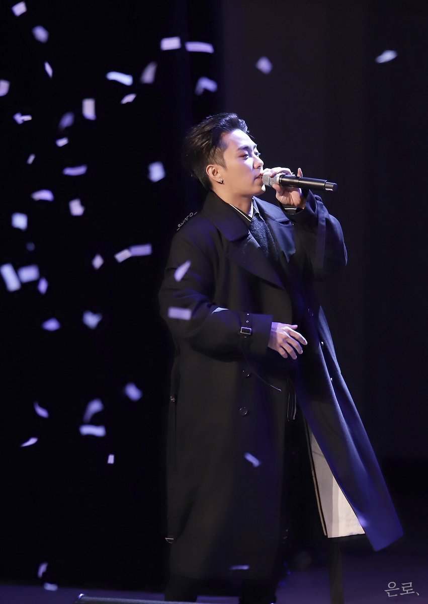 우와!! 
제사진 되게 공공재고 그렇다 그쳐

좋은일에 쓰이는건데 말씀하셨음 고화질 원본 드렸을것을.. 
정성껏 로고까지 지우고 가져다 쓰셨네요

바이오는 역시 아무도 안보나봐요?