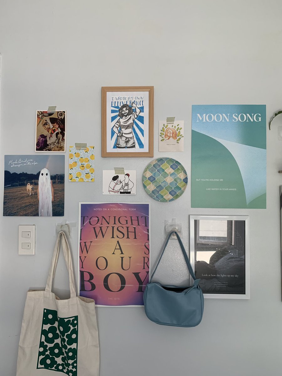 chemicalcuts's tweet photo. moon song by @phoebe_bridgers by me 

printed it out and added it to my room wall! https://t.co/Ih0kmMhMEB