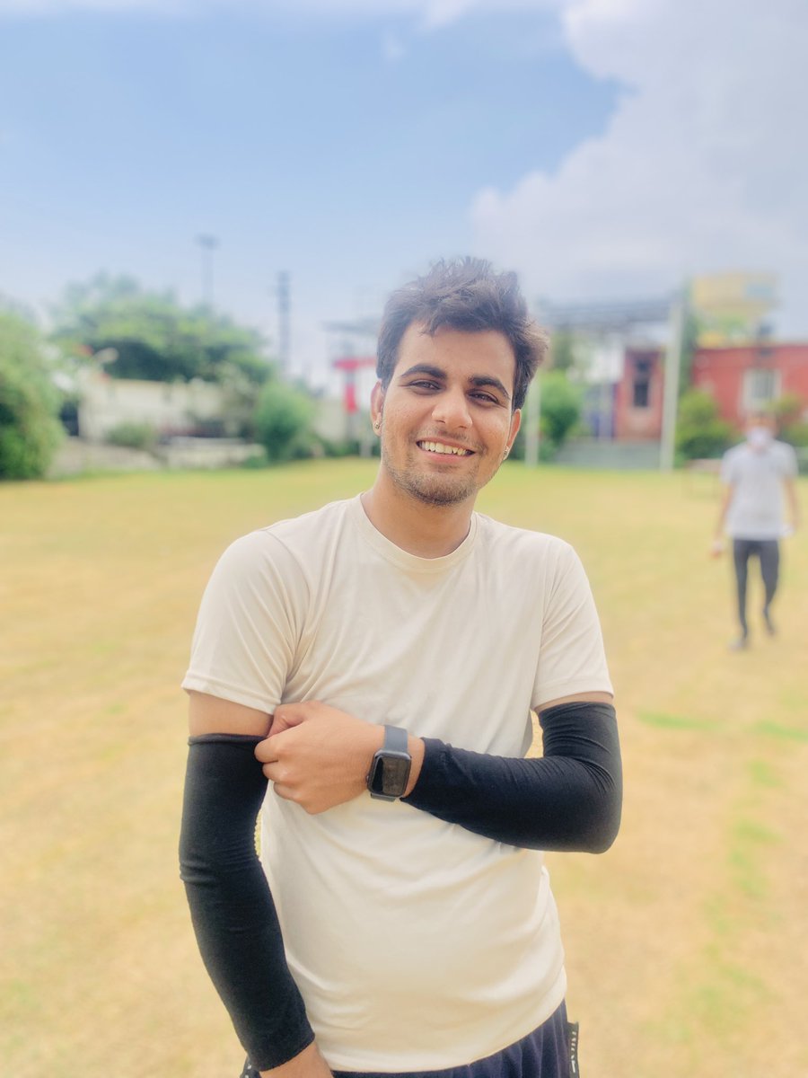 jaymugs4bucks's tweet photo. नाराज़ नहीं हूं किसी से भी ,, बस कुछ खास लोग थे जो अब आम हो गए मेरी नजरों में ।

#jay_mugs4bucks #cafe #coffee #bhilwara https://t.co/3Dh1WvOJkP