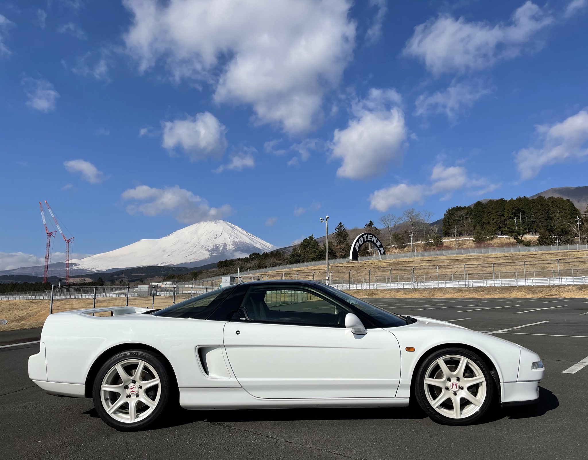 小説NSX Amazon.co.jp: ホンダ NSX 特別限定版―ホンダ初のミッドシップ